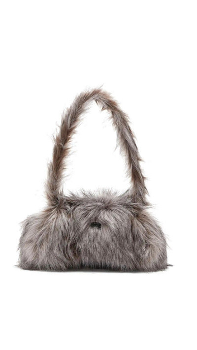 דיזל, תיק פרווה, מחיר: 900 שקלים במקום 1,500 שקלים