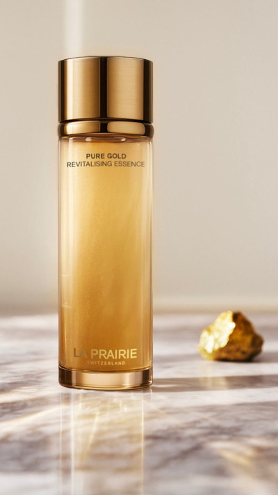 לה פררי PURE GOLD REVITALISIND ESSENCE