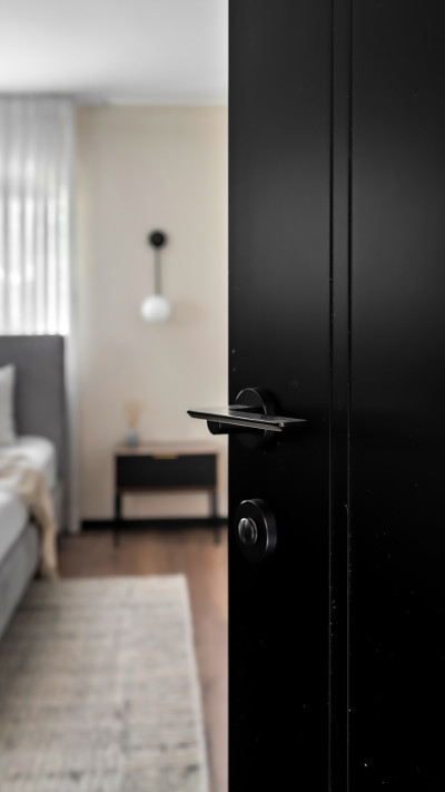 דלתות טו-פאנל של רב בריח, עיצוב מיכל פלד