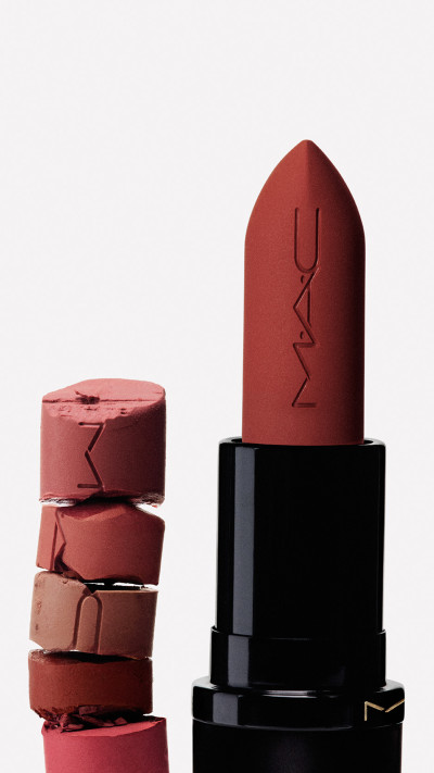 MAC Powderkiss (צילום: יחצ)