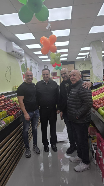 ביקור בסניף ניצן של רשת דהן  (צילום: פרטי)