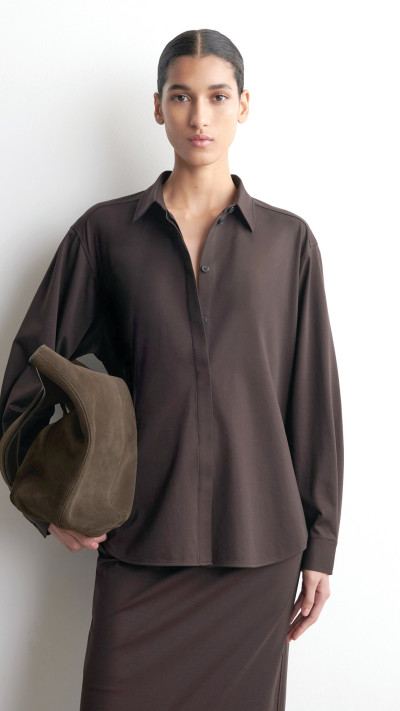 מותג COS, חולצה במחיר 395 שח (צילום: יחצ חול)