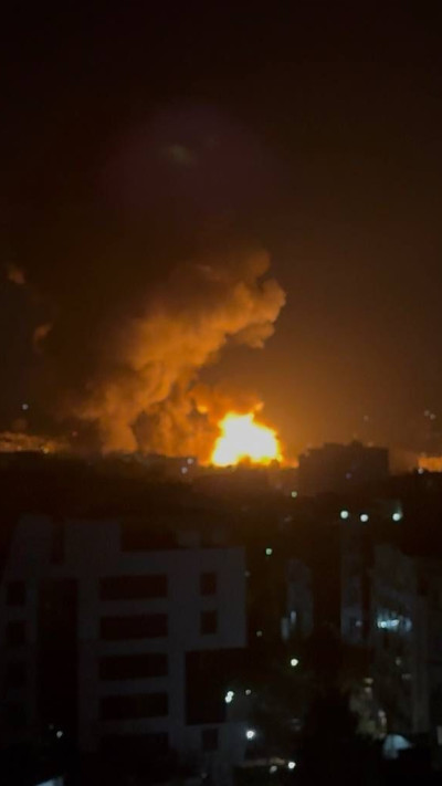 דיווחים על תקיפת בניין הפרלמנט האיראני