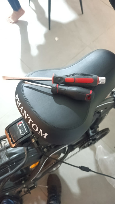 כלי הפריצה שנתפסו ברשות החשוד