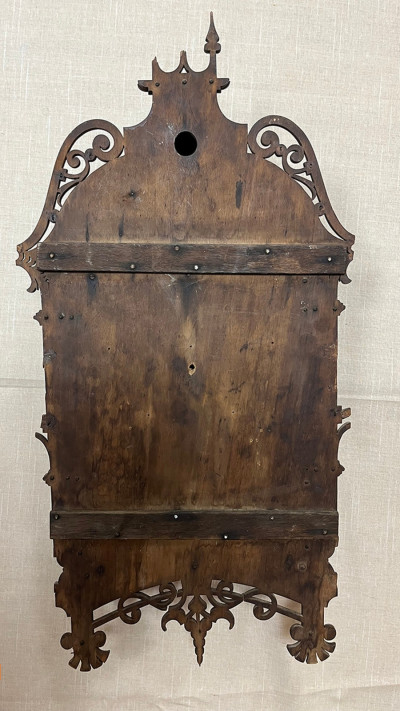 תיבת העץ שהייתה עם המשפחה במסתור