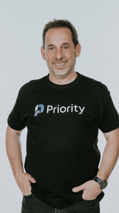 שגיב גרינשפן (צילום: איה ואבי צלמים)