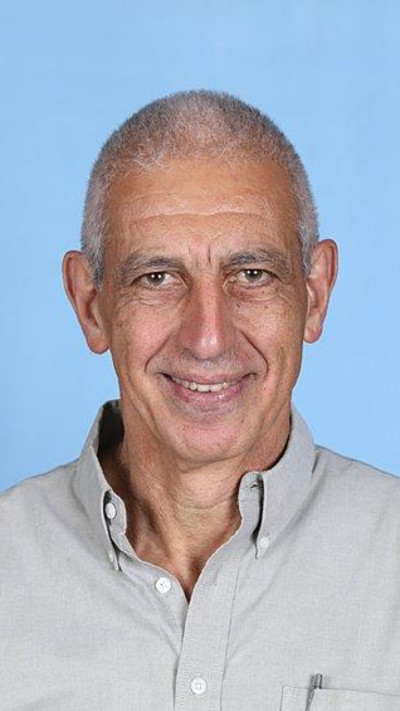 אסי דביר