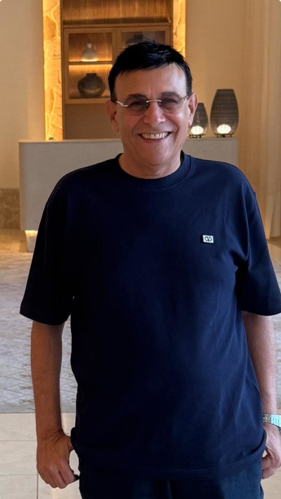 רוני מאנה
