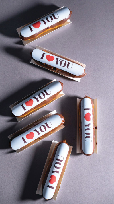אקלר I LOVE YOU של מיקי שמו. מחיר: 19 שקלים