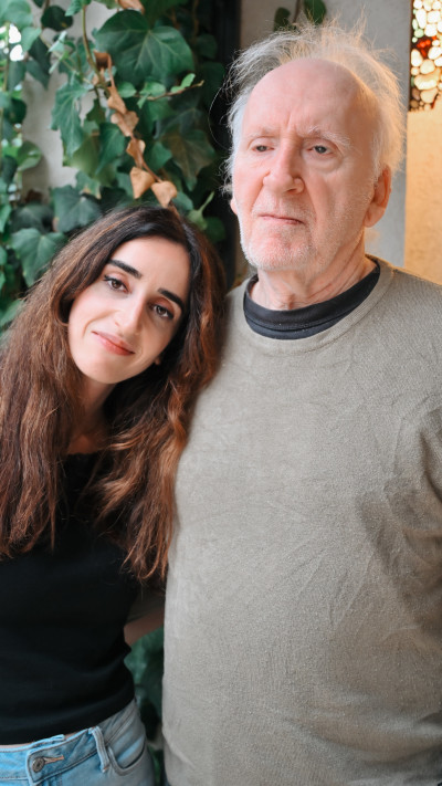 עמוס ואביגיל קולק
