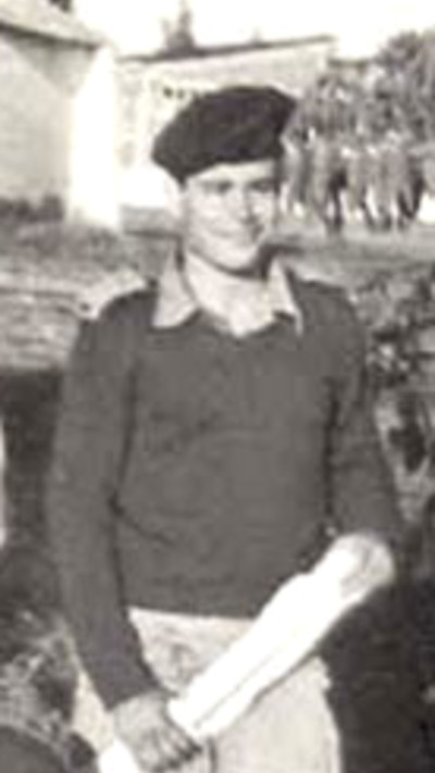 יעקב צור