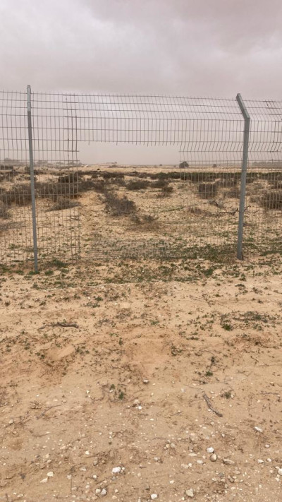 גדר פרוצה בכפר רתמים