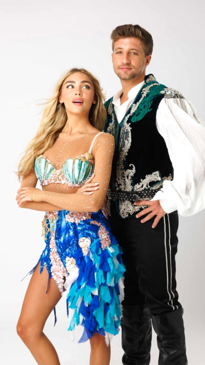 טל מורד, מאיה קיי בצילום ל\'\'בת הים הקטנה\'\' (צילום: שי הנסב)