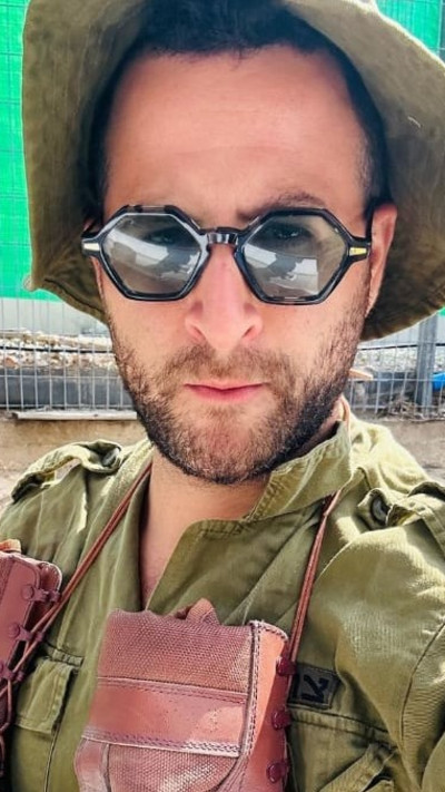 גיא הוכמן גויס למילואים (צילום: מתוך אינסטגרם)