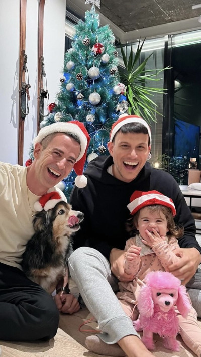 אלברט אסקולה, אסי עזר, אלכס (צילום: צילום מסך אינסטגרם)