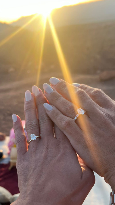 ירדן ג'רבי ובת הזוג עדי אמבר לאחר האירוסין  (צילום: פרטי)