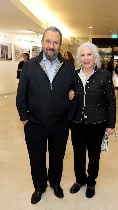 נילי פריאל ואהוד ברק  (צילום: איציק בירן)