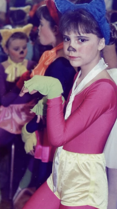 ויקטוריה בקהאם בילדותה (צילום: צילום מסך מתוך האינסטגרם)