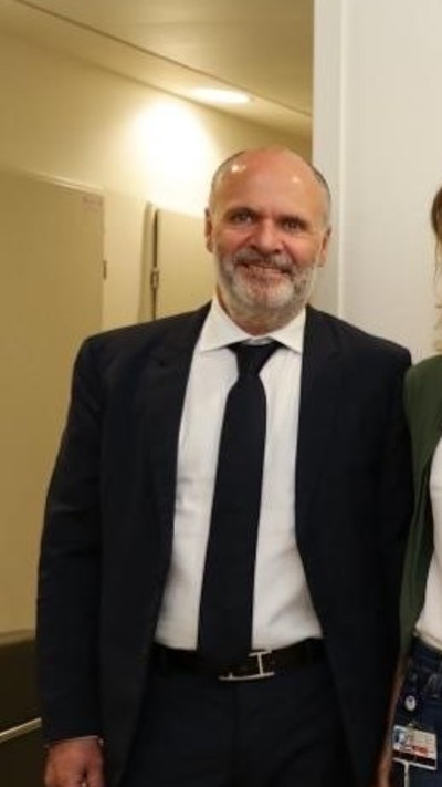 אבי לוגסי (צילום: מירי גטניו, דוברות איכילוב)