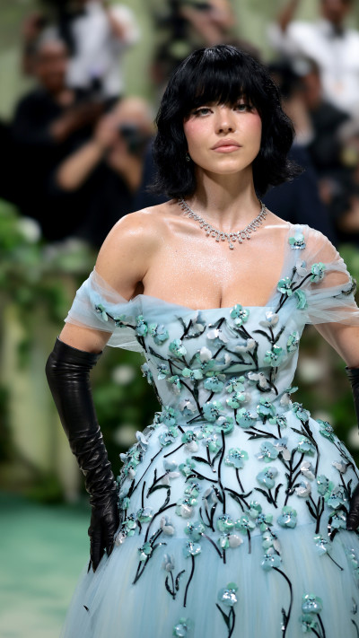 לא בילי אייליש. מצליחים לזהות? (צילום: Dimitrios Kambouris / GettyImages)