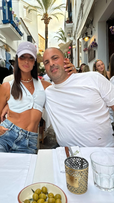 נעמה מריומה ובן הזוג החדש יניב (צילום: צילום מסך אינסטגרם)