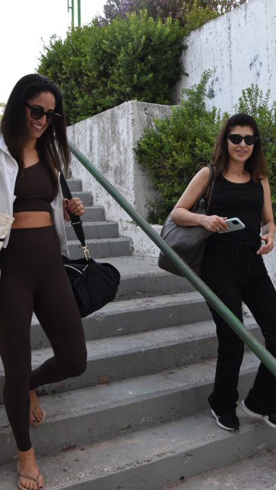 גאולה אבן סער וירדן ג'רבי בדרכן לצילומי רוקדים עם כוכבים (צילום: צ'ינו)