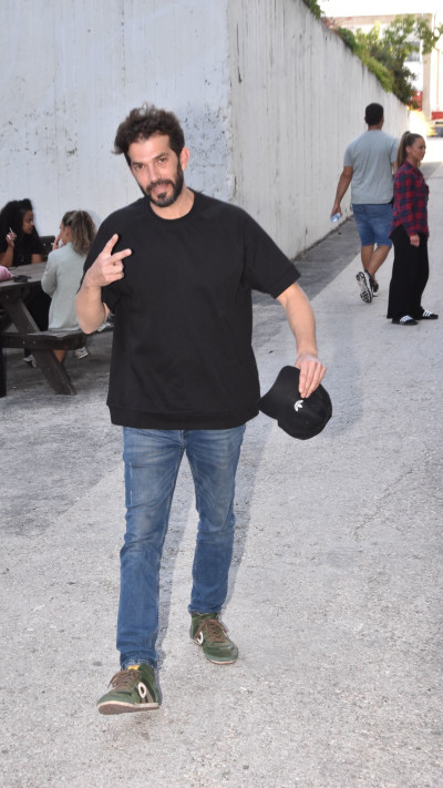 שלומי טפיארו בדרכו לצילומי רוקדים עם כוכבים (צילום: צ'ינו)