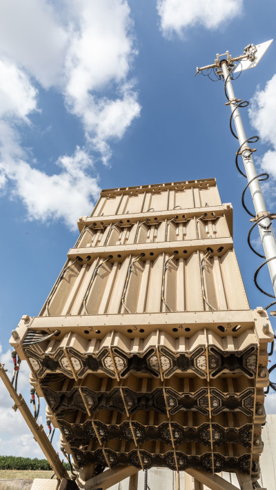 סוללה של ''כיפת ברזל''