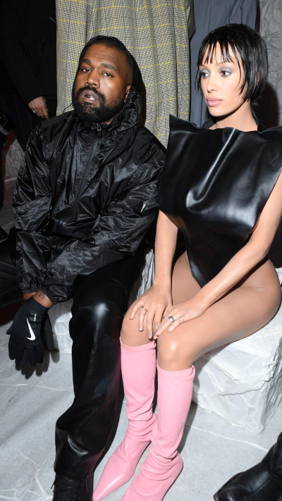קניה ווסט ואישתו ביאנקה (צילום:  Alessandro Levati/Getty Images for Marni Srl)