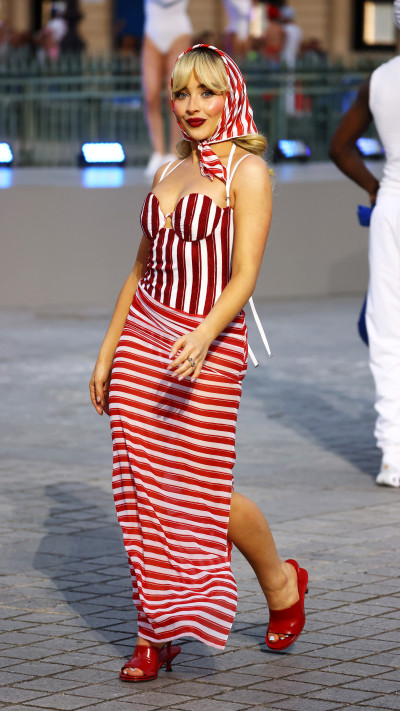 משגעת גם לא באספרסו: סברינה קרפנטר (צילום: Marc Piasecki/Getty Images for Vogue)