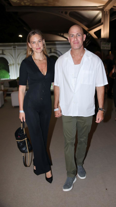 עדי עזרא ובר רפאלי (צילום: אור גפן)