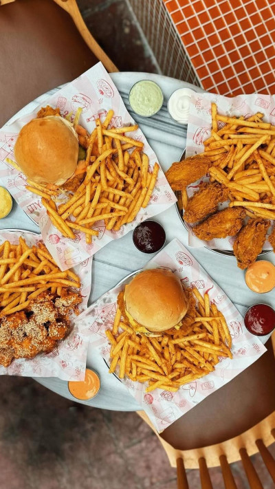 בפודטראק בנמל קיסריה 