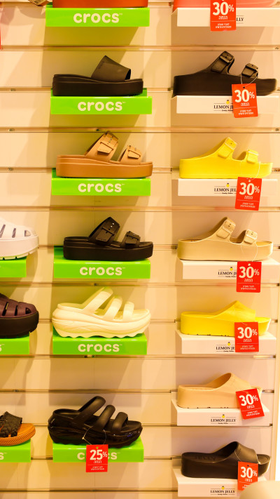 ווי שוז עזריאלי גבעתיים