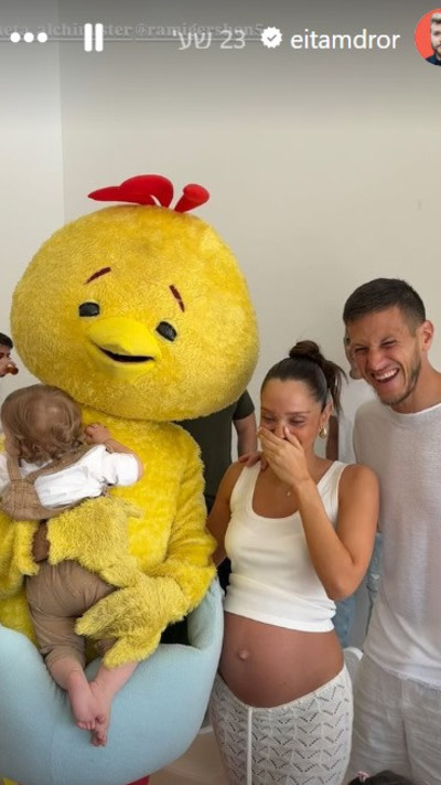נטע אלמיסטר, רמי גרשון, בנם והאורח לולי (צילום: אינסטגרם)