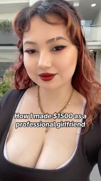 רובי ג'ייד, מרוויחה כסף כבת זוג מקצועית ו״צופה״