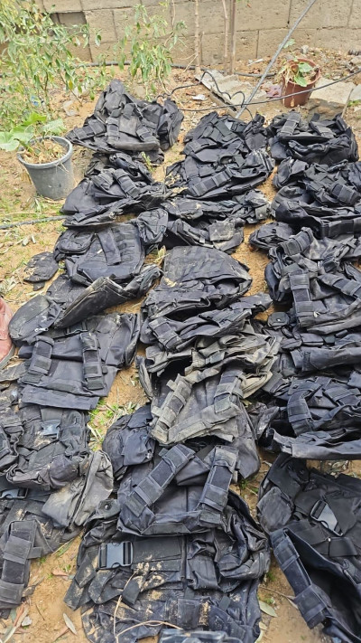 אפודים שאיתר צה''ל בתוואי המנהרה בצפון הרצועה