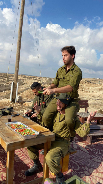 נמרוד עמיר, בני קלצהנלדר ''צמד ברזל'' (צילום: פרטי)