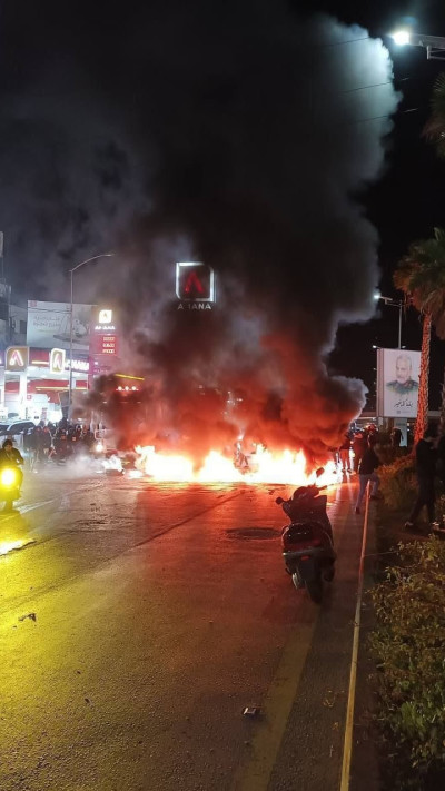 הפגנה תומכי חיזבאללה בלבנון  (צילום: רשתות ערביות)