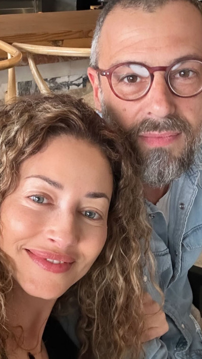 שירלי בוגנים ובעלה לירן סרוק (צילום: מתוך אינסטגרם)
