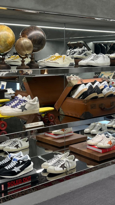 Golden Goose פותח חנות דגל ראשונה בכיכר המדינה (צילום: שובל עזור)