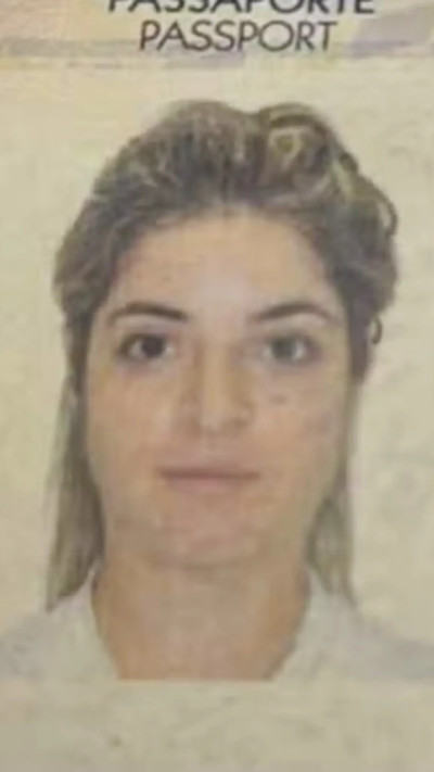 ג'סיקה קאיאנה, בתמונת הדרכון לפני הניתוחים (צילום: צילום מסך מתוך אינסטגרם)