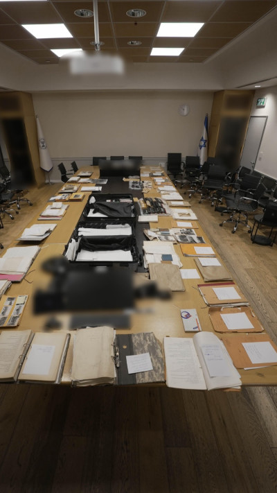 מסמכים, תמונות וחפצים אישיים של לוחם המוסד, אלי כהן ז''ל הובאו לישראל 