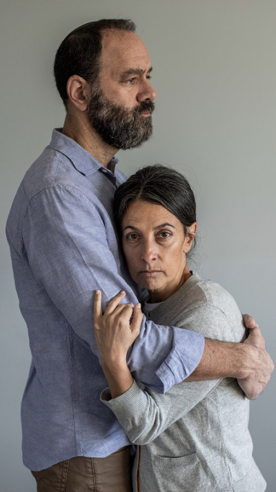 רייצ'ל וג'ון גולדברג-פולין ההורים של הירש גולדברג-פולין