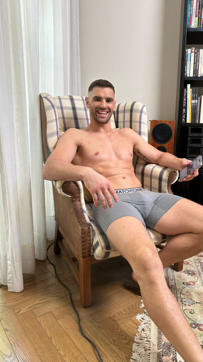 פיטר פלצ'יק בקמפיין לדלתא (צילום: אור דנון)