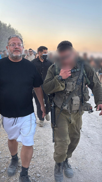 איתמר בן גביר במסע הכומתה של בנו (צילום: דוברות השר לביטחון לאומי)