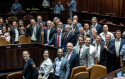 חברי קואליציה לאחר הצבעה על התקציב (צילום: יונתן זינדל, פלאש 90)