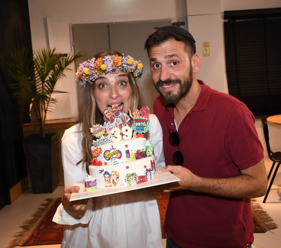 סוף סוף נחשף זה השם שבחרו אילנית לוי ואלירז שדה לבתם Tmi