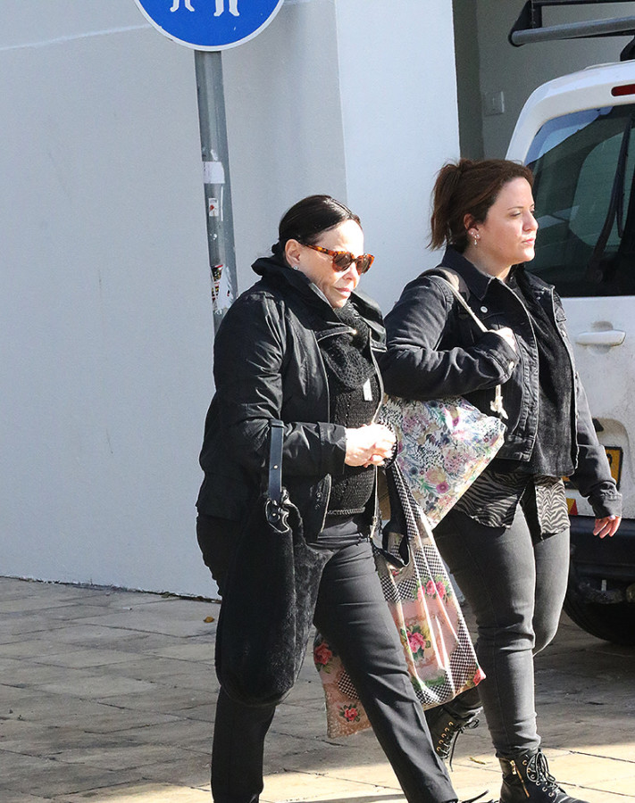 גילה אלמגור (צילום: פול סגל)