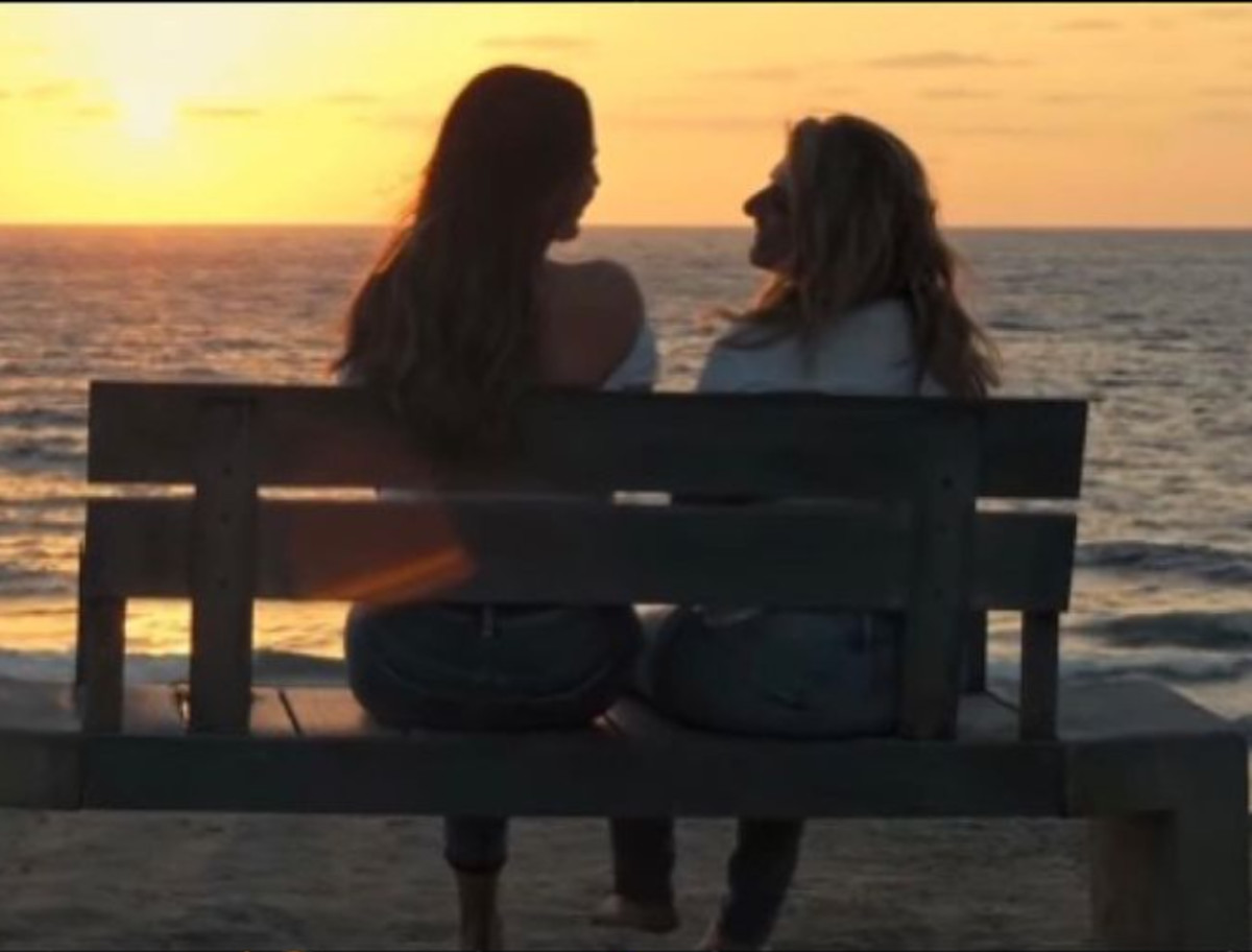 שרית חדד יצאה מהארון