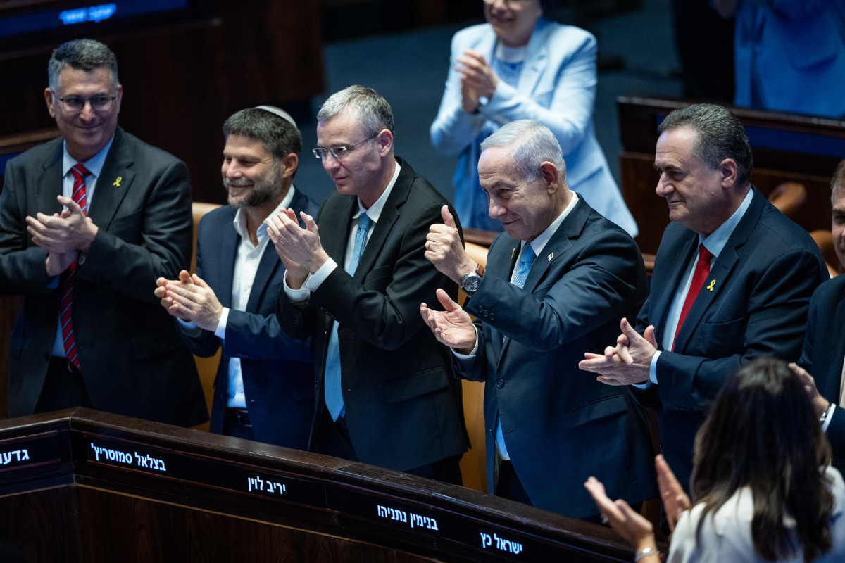 עומק התהום: הממשלה מנסה להפוך את ישראל לאוטוקרטיה דתית קיצונית | דעה